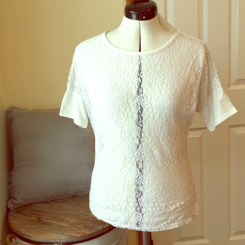 Lacy Maurices top